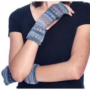 Shupaca Peruvian Baby Alpaca Wool Wrist Warmer Gloves Blue Pink OS